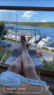 Agáta Pracharová feet photo 17