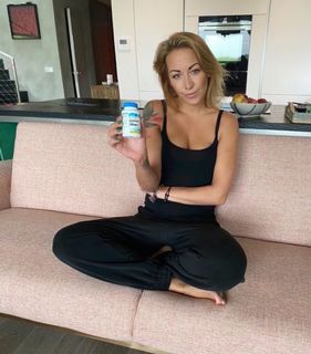 Agáta Pracharová feet photo 11