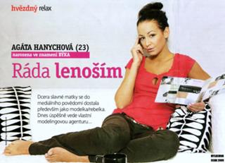 Agáta Pracharová feet photo 9