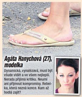 Agáta Pracharová feet photo 2