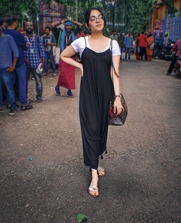 Ahaana Krishna feet photo 12