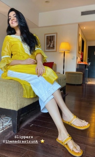 Ahaana Krishna feet photo 6