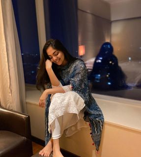 Ahaana Krishna feet photo 11