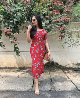 Ahaana Krishna feet photo 7