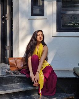 Ahaana Krishna feet photo 5