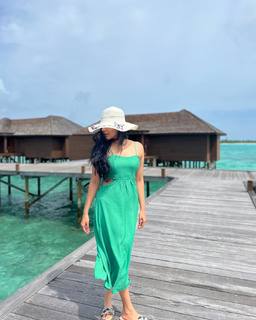 Ahaana Krishna feet photo 7