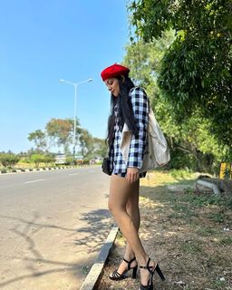Ahaana Krishna feet photo 17