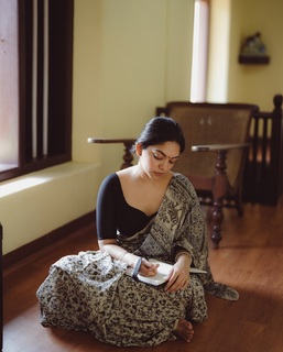 Ahaana Krishna feet photo 8