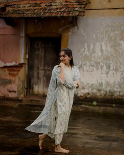 Ahaana Krishna feet photo 10
