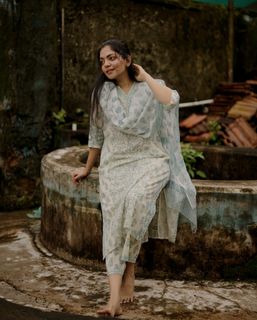 Ahaana Krishna feet photo 4
