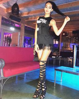 Ahlam El Brinis feet photo 4