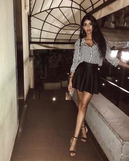 Ahlam El Brinis feet photo 14