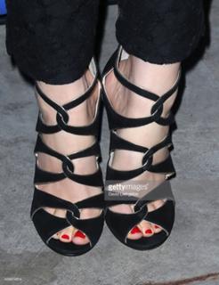 Ahna O'Reilly feet photo 1