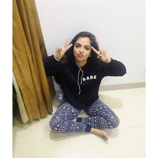 Ahsaas Channa feet photo 2