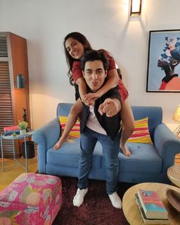 Ahsaas Channa feet photo 15