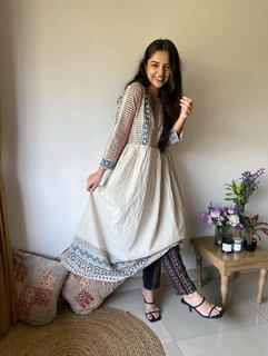 Ahsaas Channa feet photo 12
