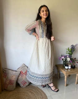 Ahsaas Channa feet photo 10
