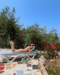 Ahsen Eroglu feet photo 15