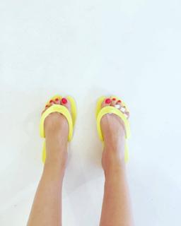 Ahu Yagtu feet photo 11