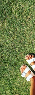 Ahu Yagtu feet photo 5