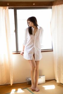 Ai Shinozaki feet photo thumbnail
