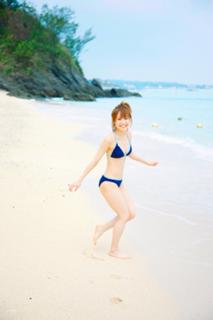 Ai Takahashi feet photo 11
