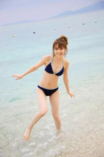 Ai Takahashi feet photo 4