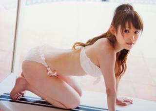 Ai Takahashi feet photo 10