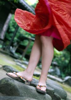 Ai Takahashi feet photo 16