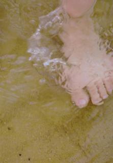 Ai Takahashi feet photo 10