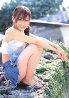 Ai Takahashi feet photo 16