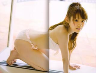 Ai Takahashi feet photo 4