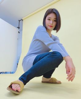 Ai Tsubakihara feet photo 4