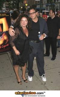 Aida Turturro feet photo 2