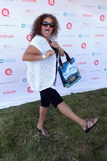 Aida Turturro feet photo 19
