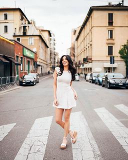 Aida Yespica feet photo thumbnail