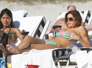Aida Yespica feet photo thumbnail