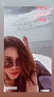 Aida Yespica feet photo thumbnail