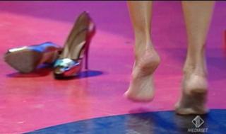 Aida Yespica feet photo thumbnail