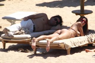 Aida Yespica feet photo thumbnail