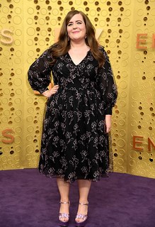 Aidy Bryant feet photo 14