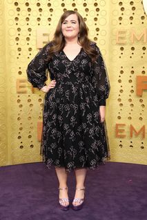 Aidy Bryant feet photo 6