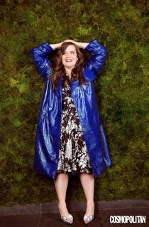 Aidy Bryant feet photo 12