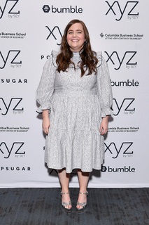 Aidy Bryant feet photo 6