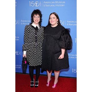 Aidy Bryant feet photo 19