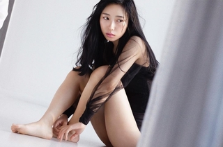 Aika Kobayashi feet photo 11