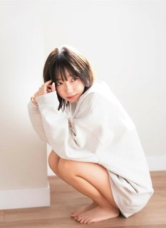 Aika Kobayashi feet photo 6