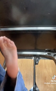 Ailish Morrison feet photo 18
