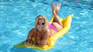 Ailén Bechara feet photo 2