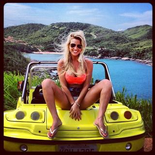 Ailén Bechara feet photo 11